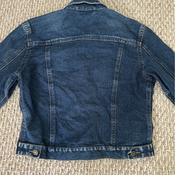 Cropped Jean Jacket - Picture 5 of 7